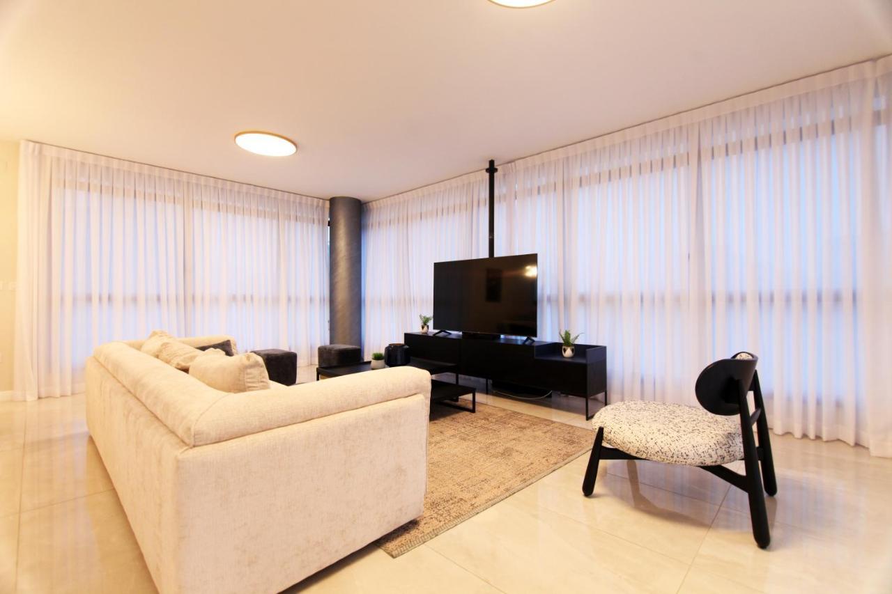 Mini Penthouse Near The Beach Netanya Dış mekan fotoğraf