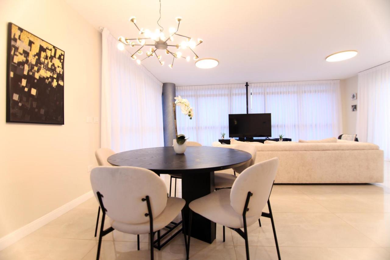 Mini Penthouse Near The Beach Netanya Dış mekan fotoğraf